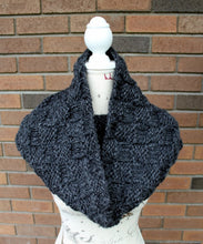 Load image into Gallery viewer, Charcoal Chunky Knit Scarf, Mens Hand Knit Infinity Scarf, Circle Scarf, Warm Winter Scarf, Mom Gift, Dad Gift, Sister Gift, Brother Gift