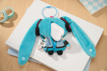 Load image into Gallery viewer, Character Vocal Series 01: Hatsune Miku Keychain Pouch
