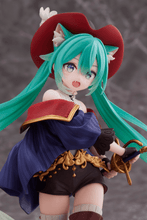 Load image into Gallery viewer, Hatsune Miku Wonderland Figure - Puss in Boots
