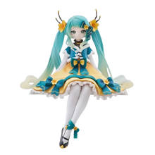Load image into Gallery viewer, Hatsune Miku Noodle Stopper Figure -2025 Chinese New Year ver.-
