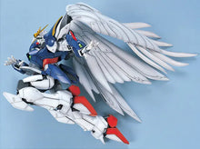 Load image into Gallery viewer, PG 1/60 Wing Gundam Zero Custom
