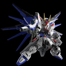 Load image into Gallery viewer, MGSD Freedom Gundam
